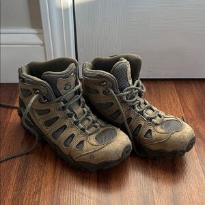 Women's Outdoor Hiking Boots